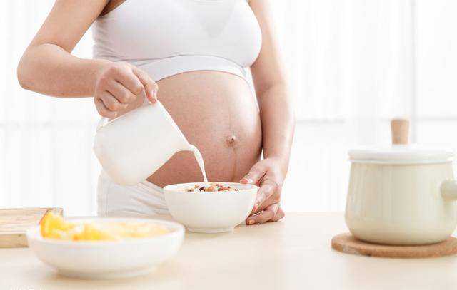 孕妇糖耐两小时血糖偏高，要关注身体状况